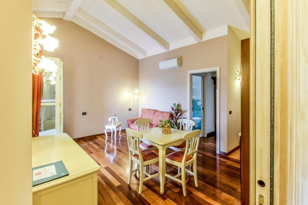 Residence Villa Il Casale - Appartamenti Wellness E Piscina Riscaldata Tovo San Giacomo Exteriör bild