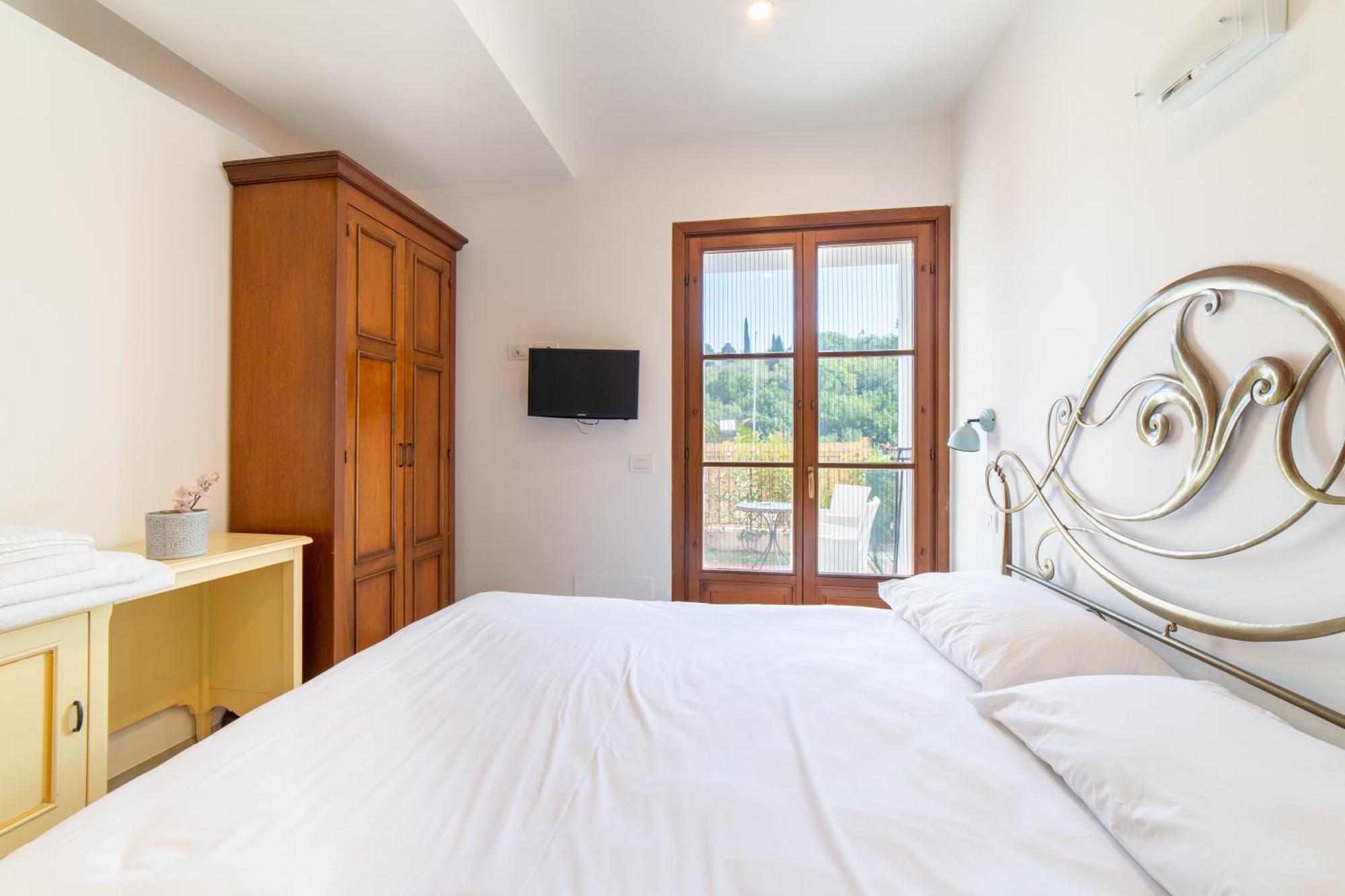 Residence Villa Il Casale - Appartamenti Wellness E Piscina Riscaldata Tovo San Giacomo Exteriör bild