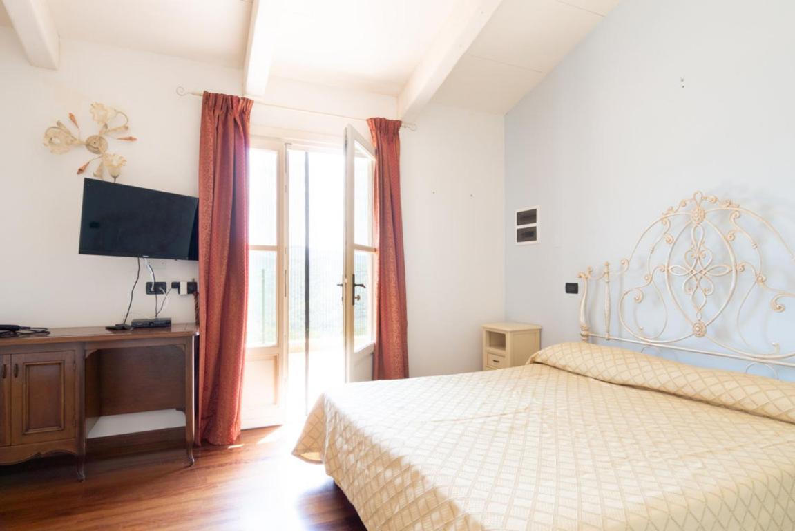 Residence Villa Il Casale - Appartamenti Wellness E Piscina Riscaldata Tovo San Giacomo Exteriör bild