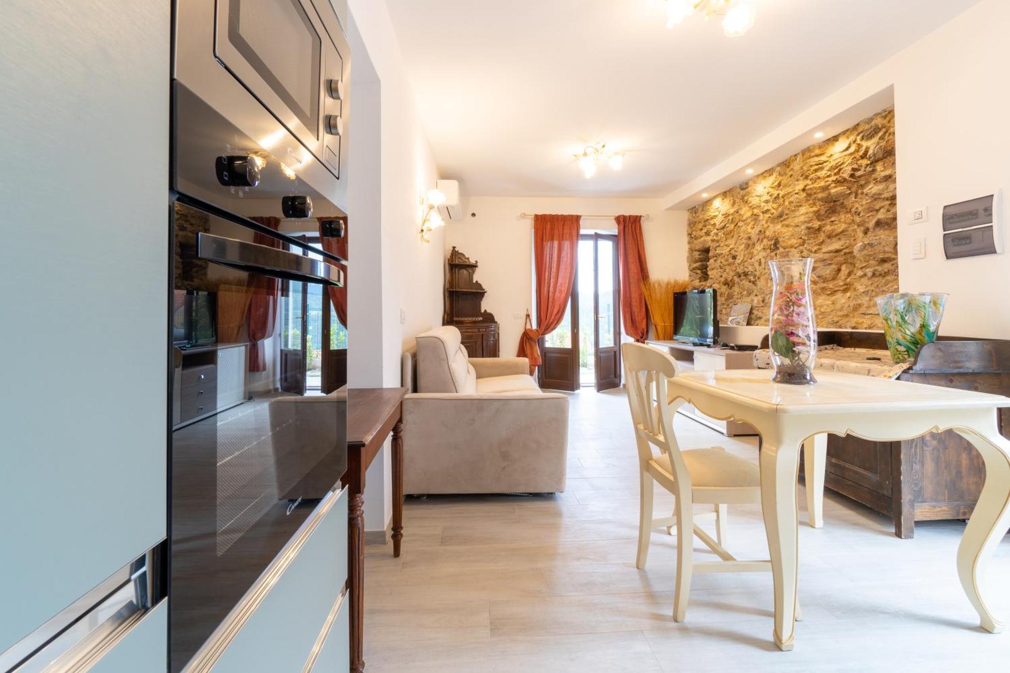 Residence Villa Il Casale - Appartamenti Wellness E Piscina Riscaldata Tovo San Giacomo Exteriör bild